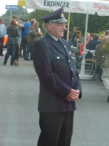 S5007690-August-Stengler