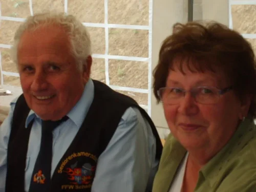 S5007737-Ehepaar-Schmidt