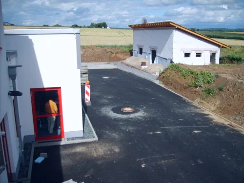 S5006549-Schulungsraum-Ausgang