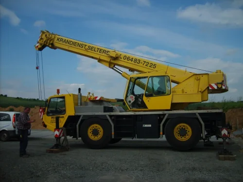 S5006123-Fr.-01.06.2012 Dachbalken-gesetzt